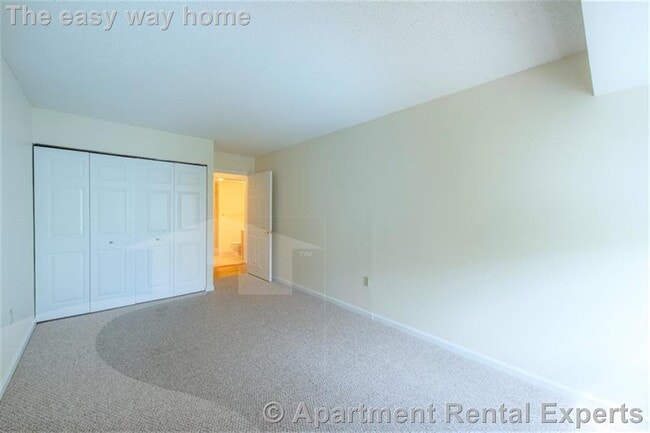 Photo - 345 Franklin St Unidad #408