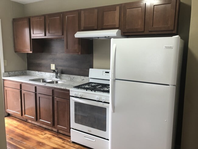 Photo - 909 Margaret St Unit Upper Level #2