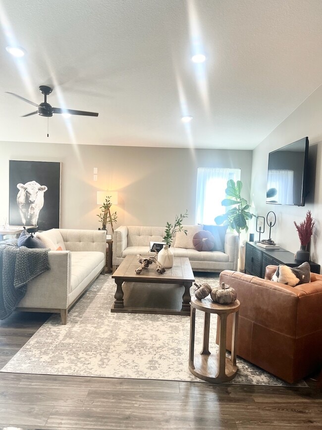 Photo - 1815 3rd St NW