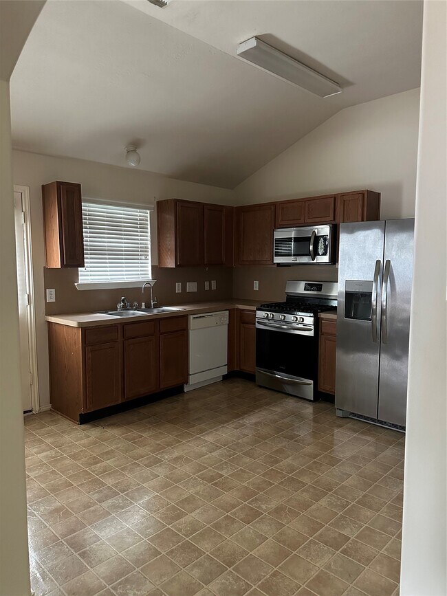 Photo - 15823 Regal Trace Ln