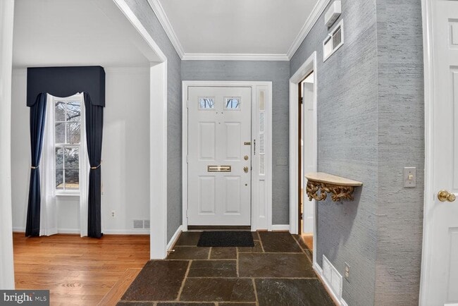 Photo - 4709 River Rd