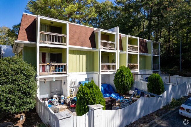 Photo - Stoney Hollow