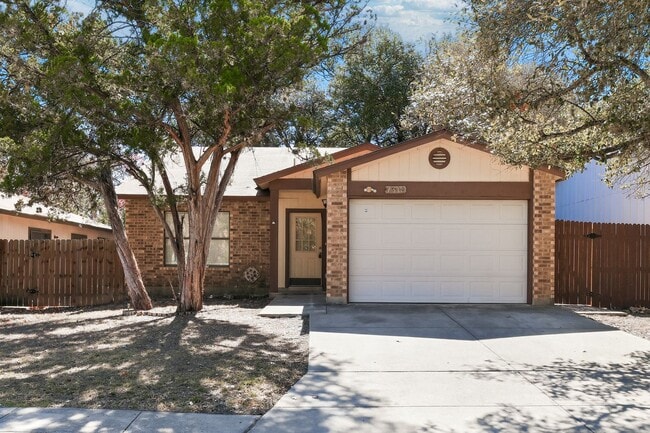 Building Photo - Updated One-Story Home with Spacious Backyard