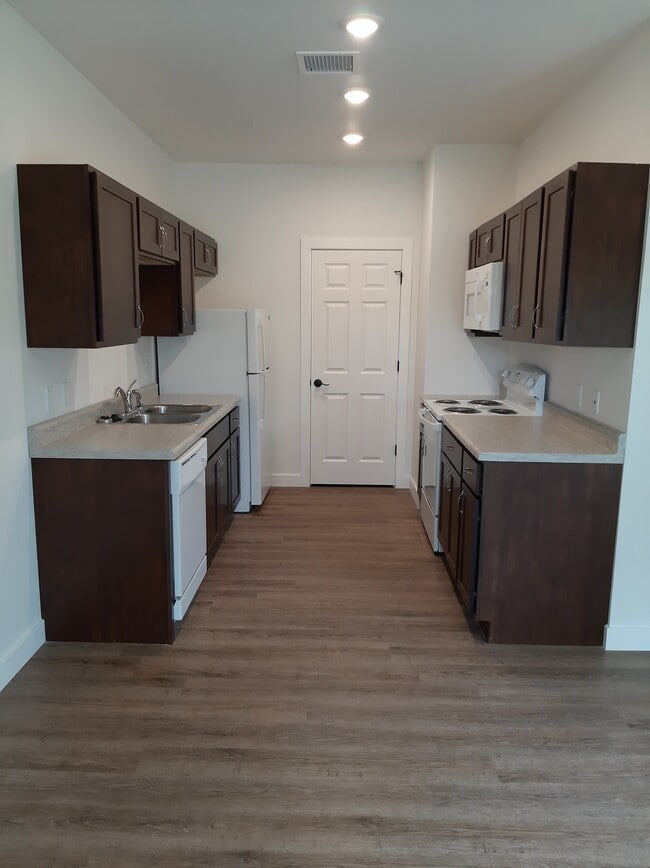 Photo - The Gardens Of Dubuque