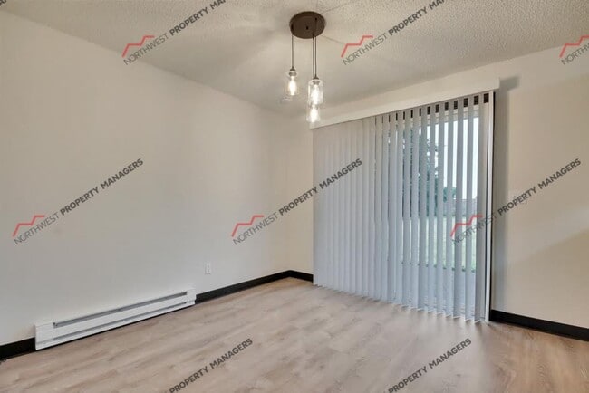 Photo - 3201-3203 Laurel Lane Unit 3203