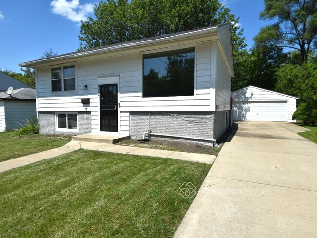 4242 Clark Dr  