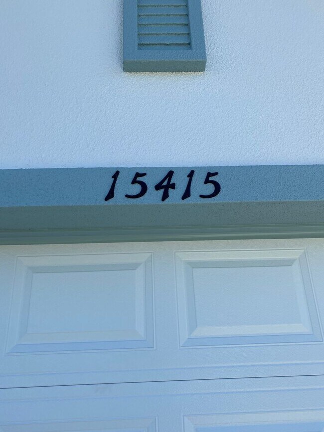 Photo - Desirable SW Ocala Neighborhood 3/2/2 **WON'T LAST**