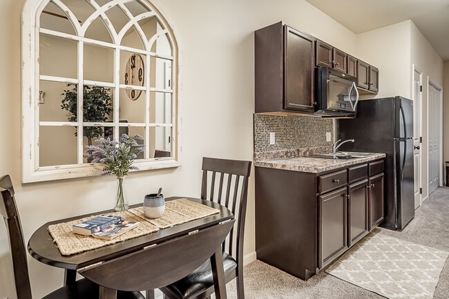 Photo - 310 W 9th St Unit 304