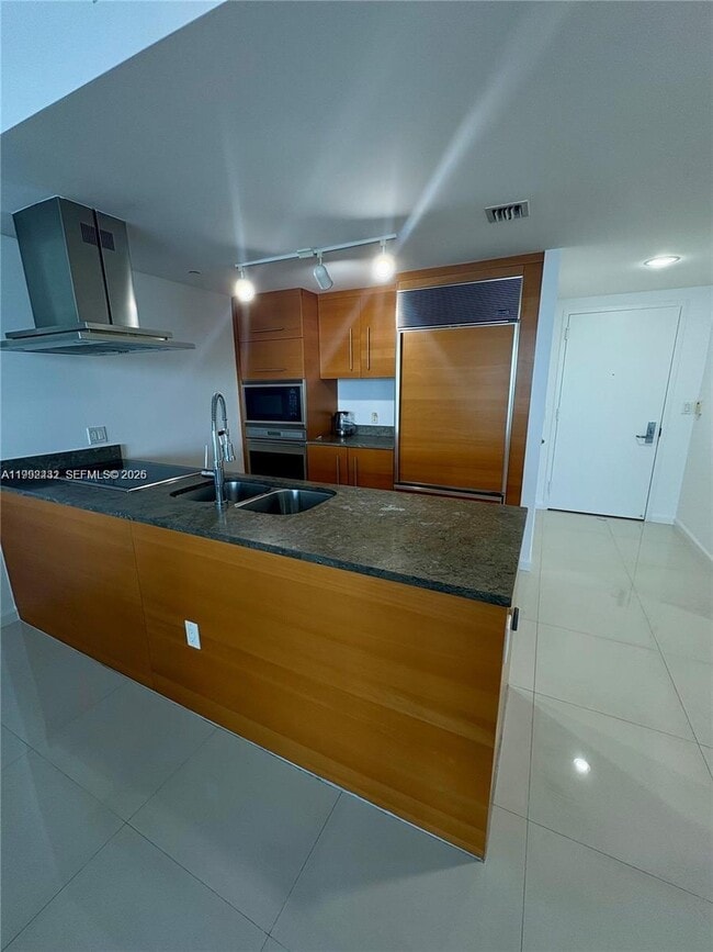 Photo - 495 Brickell Ave Unidad 3909