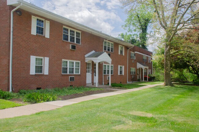 Valley Green Apartments