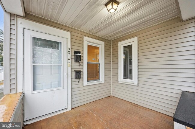 Photo - 407 N Broadway