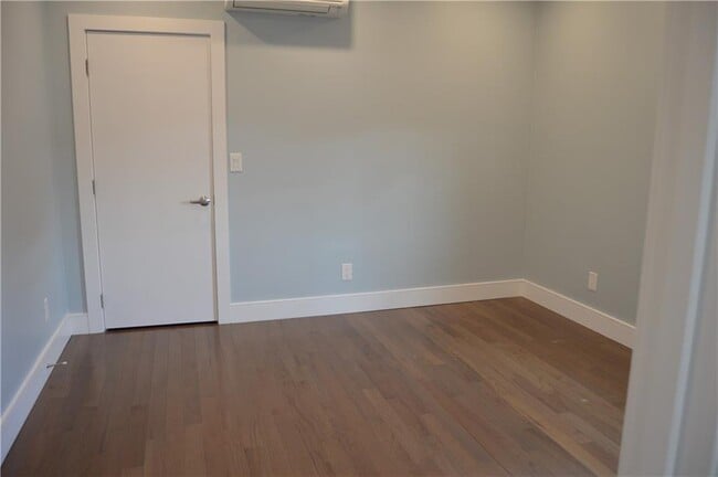 581 Central Ave Unit 3R