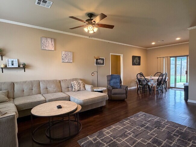 Photo - 3 Bedroom 2 Bath House for Lease!!