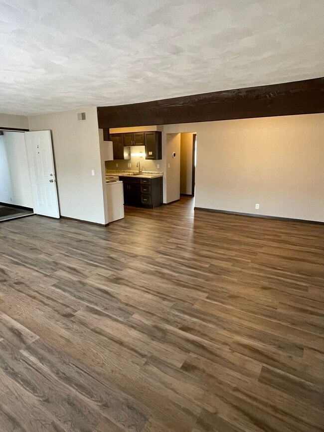 Photo - Brookside Apartments
