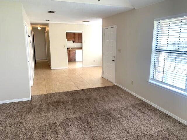 Photo - 1825 Hunters Path