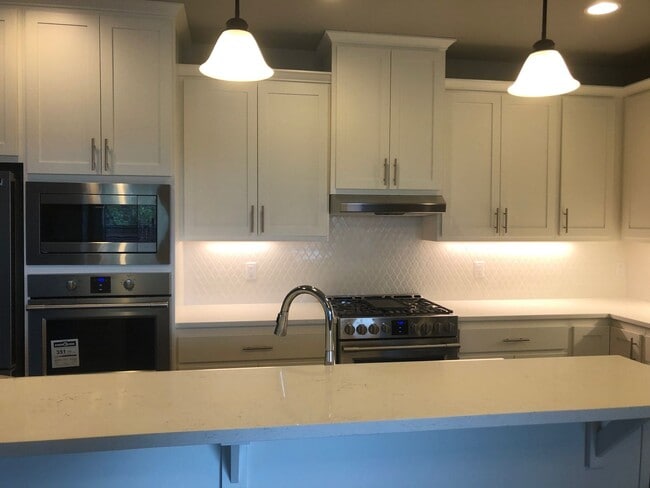 Photo - Gorgeous Townhome