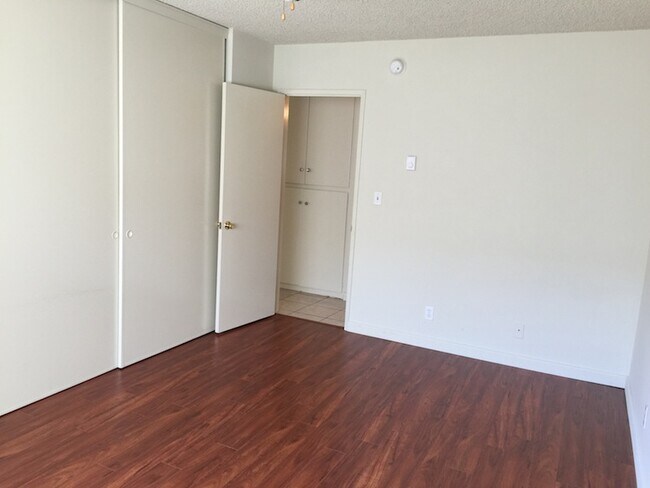 Casablanca West Apartments