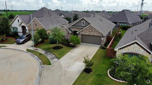 Building Photo - 13018 Hydeland Dr Rental