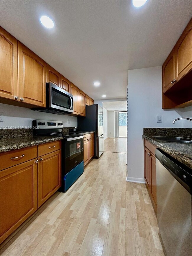 Photo - 7451 NW 16th St Unit 304