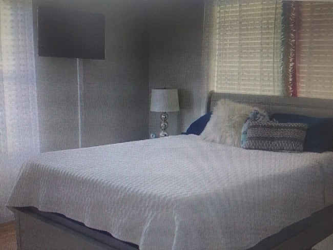 Photo - 630 E 6th St