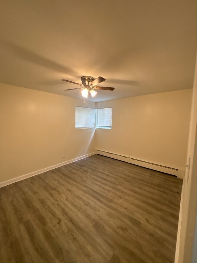 Photo - 14605 Des Plaines St Unidad 1 W