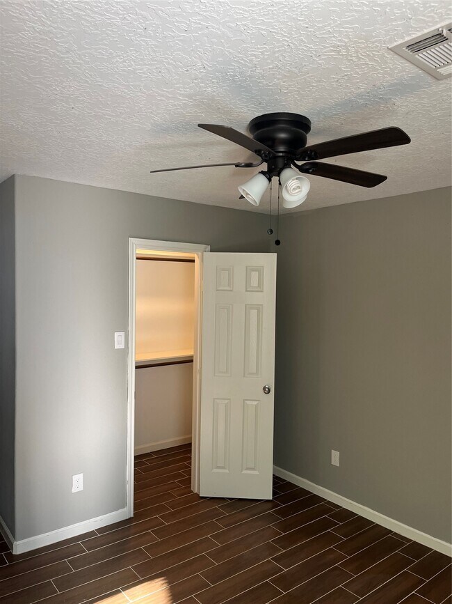 Photo - 18222 Bonnie Alice Dr Unidad A