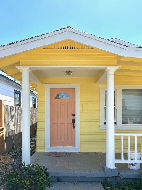 Building Photo - 3637 Marlborough Ave Rental