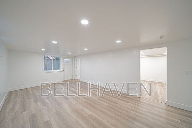 Photo - 1121 S 4th Ave