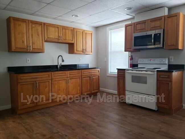 Photo - 79 Sumner St Unidad 1R