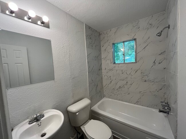 Photo - 4831 Sycamore Ave Unit 3