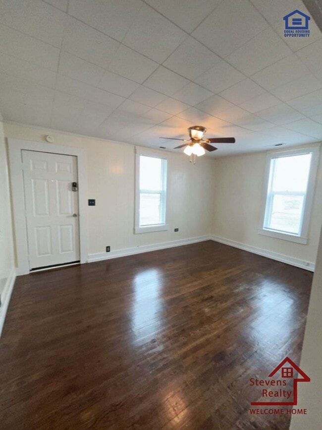 Photo - 117 Poplar St