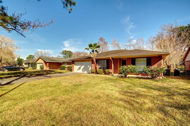 Photo - 16623 Blackhawk Blvd