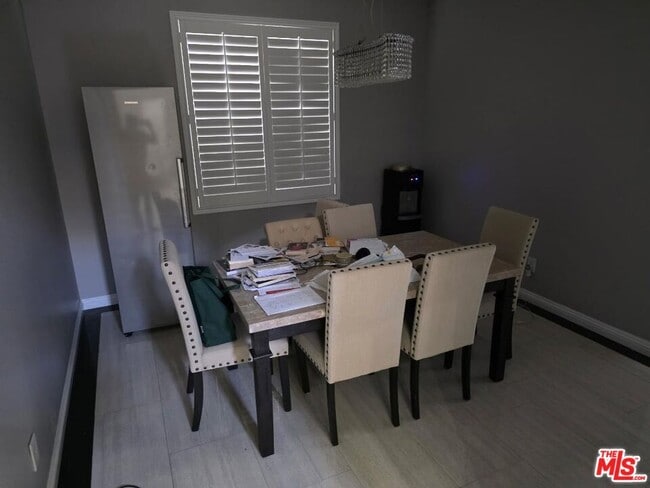 Photo - 23 Vía De La Valle