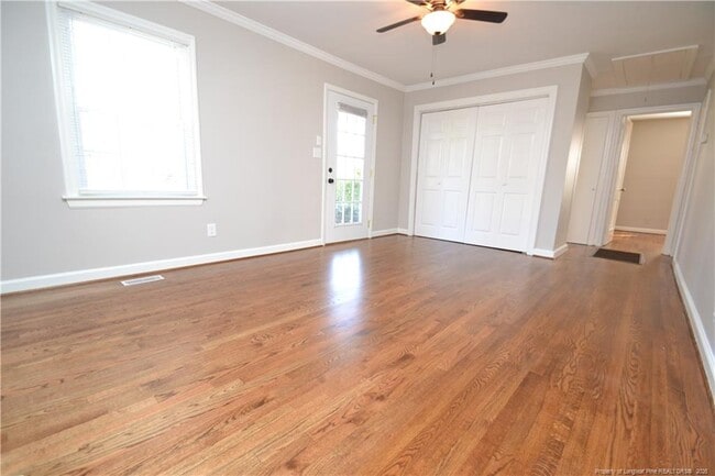 Photo - 720 Brighton Rd