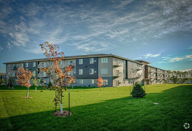 Building Photo - Northtown - Pet Friendly, Student-Focused ... Unit 312 Rental