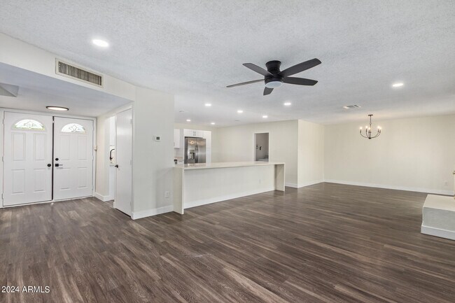 Photo - 4414 S Newberry Rd