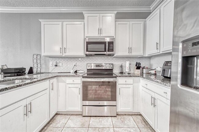 Photo - 3903 Silverlake Way