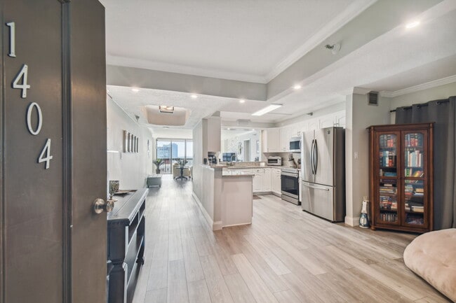 Photo - 2413 Bayshore Blvd Unit 1404