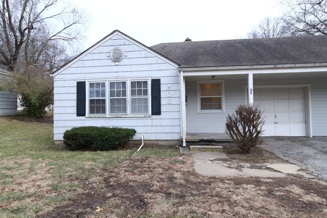 Building Photo - January FREE On This 1 Bedroom 1 Bath Duplex in Navy Hill Area in Olathe
