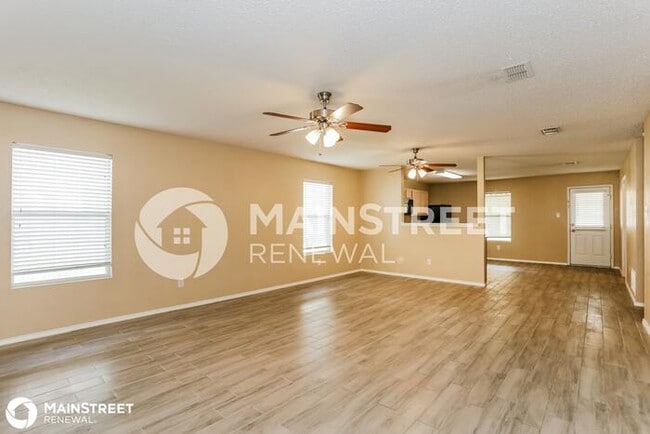 Photo - 5400 Lansdowne Ave