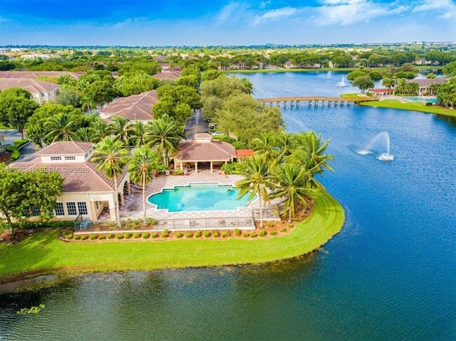 Photo - 2548 Centergate Dr Unidad 107