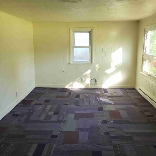 Photo - 1590 Reeder Ave