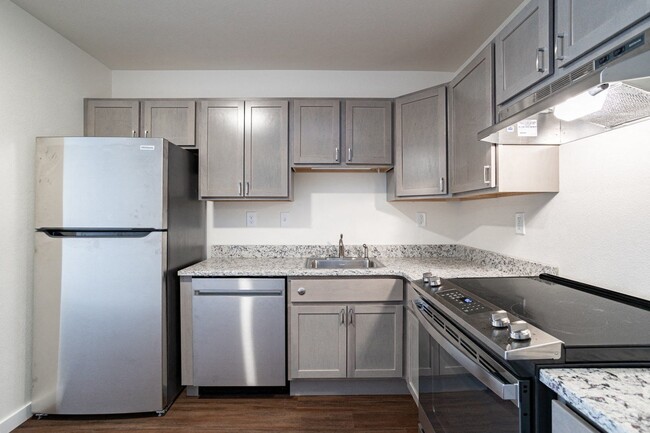 Porter Place Apartments - Porter Place Apartments