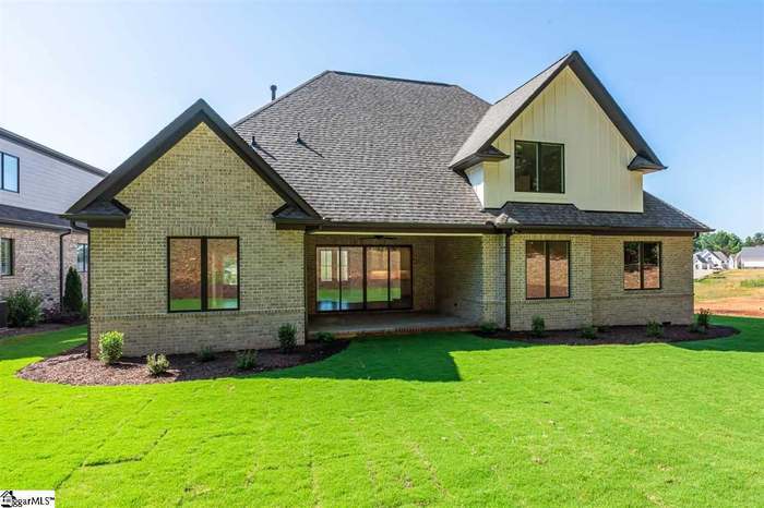 Photo - 124 Chestnut Pond Ln