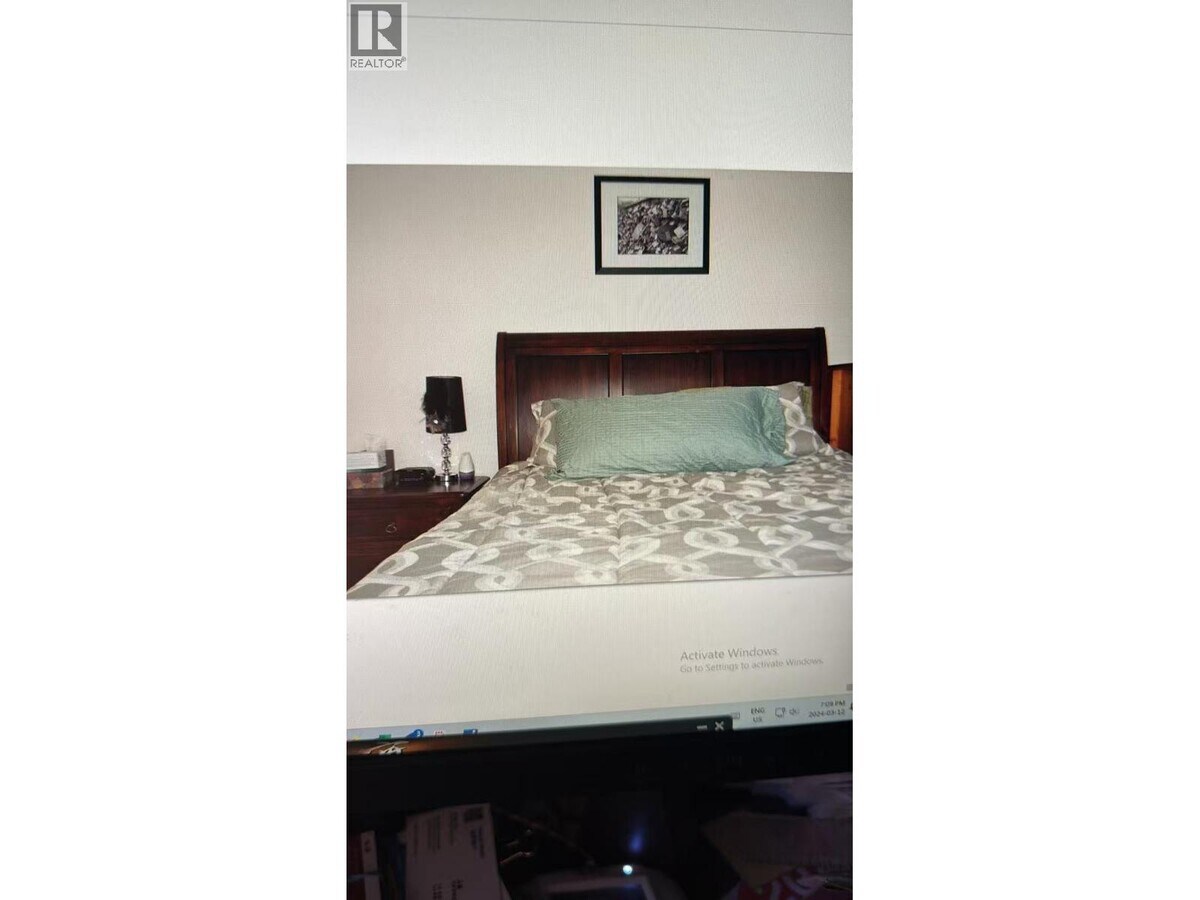 Photo - 8XX W 60th Ave