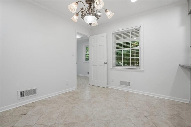 Photo - 128 McNeal Rd