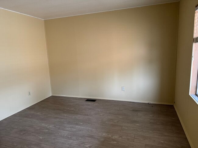 Photo - 610 W Heather Ave