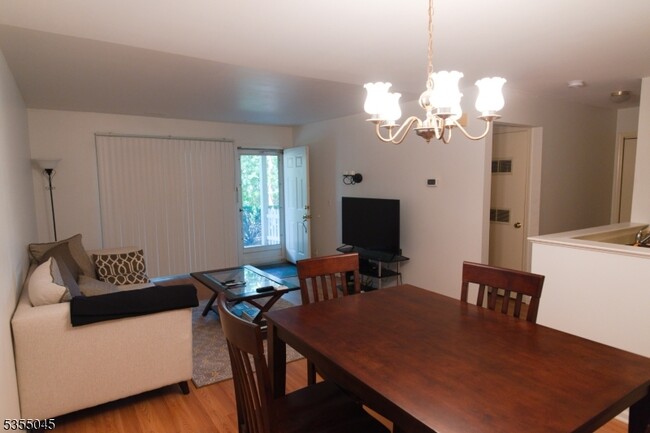 Photo - 11 Tansy Ct Apartamento