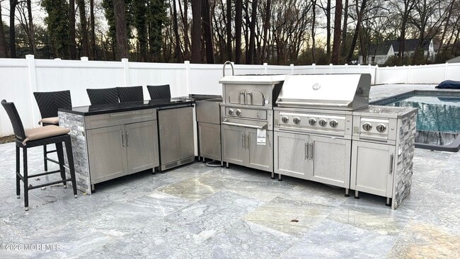 Building Photo - 1902 Westfield St