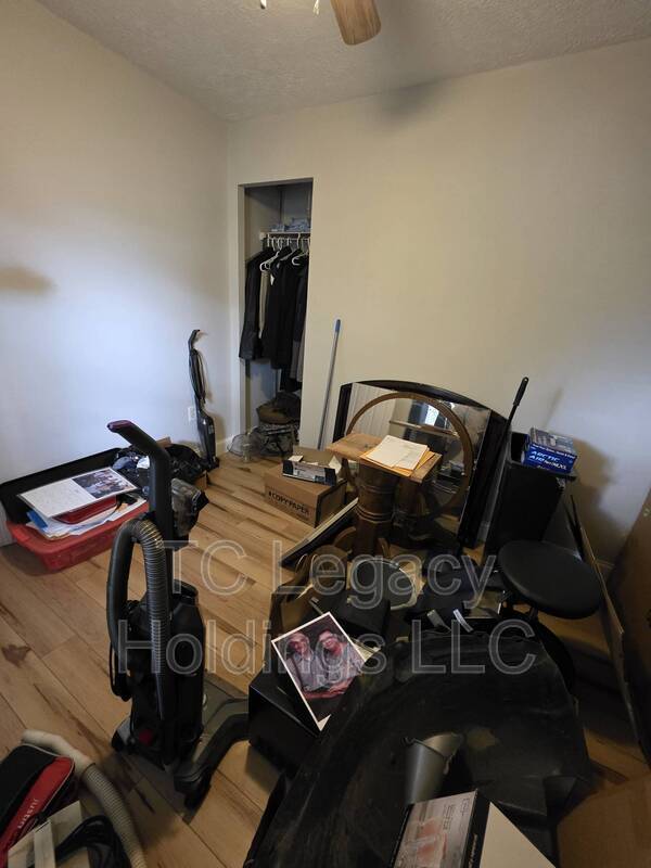 Photo - 419 1/2 Walnut Ave